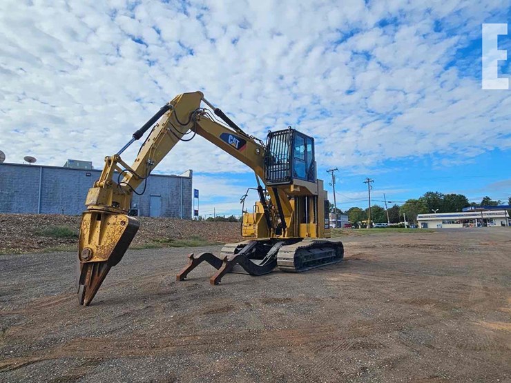 2018-caterpillar-325flcr-image-3