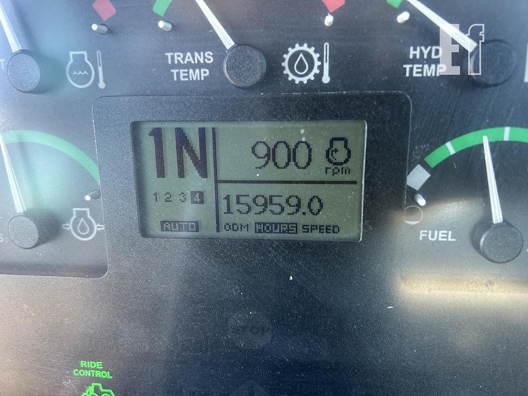 2003-deere-824j-image-66