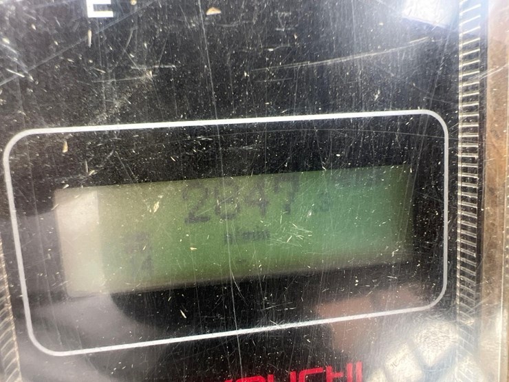 2019-takeuchi-tl8-image-35