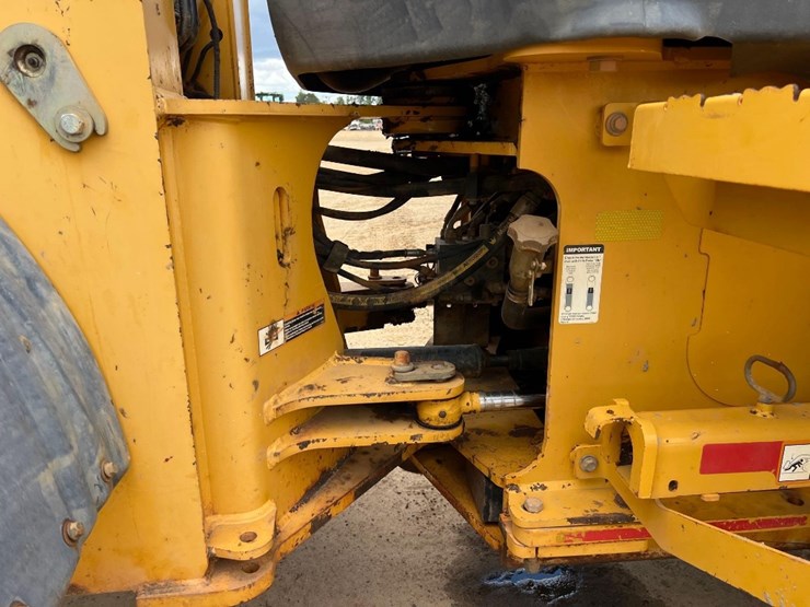 deere-544k-image-17