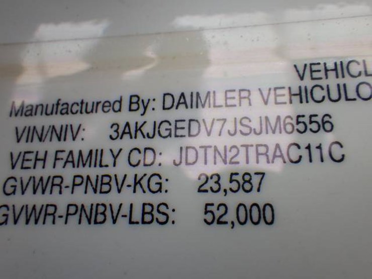 2018-freightliner-cascadia-125-image-11