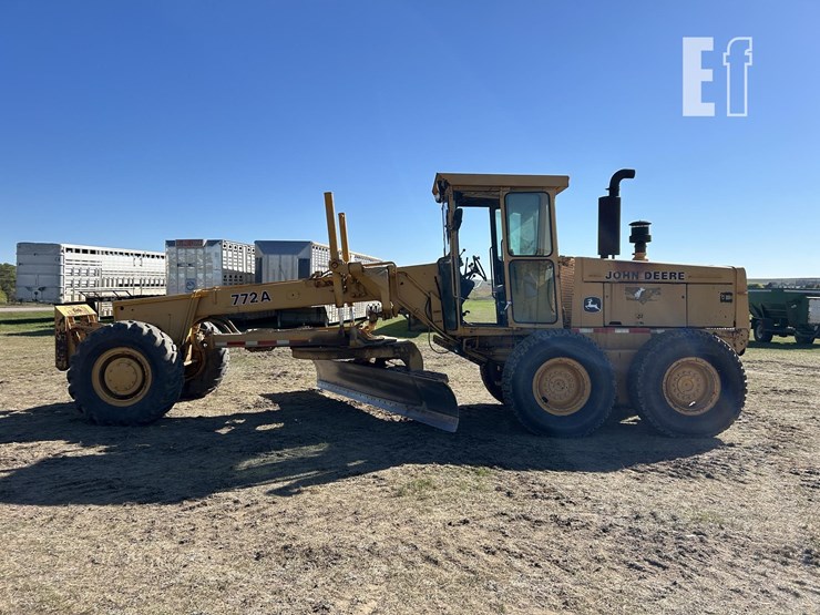 deere-772a-image-8