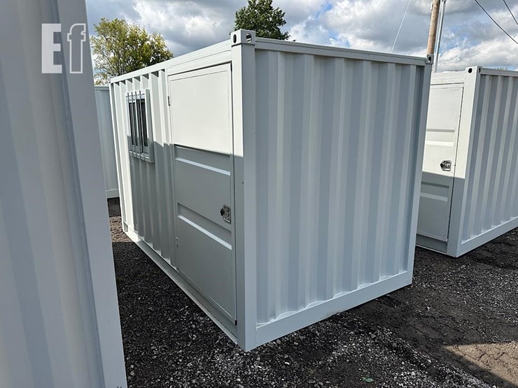 hurricane-6'x10'10"x81"-shipping-container-image-4