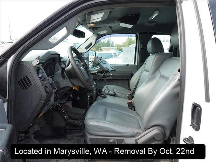 2014-ford-f550-image-16