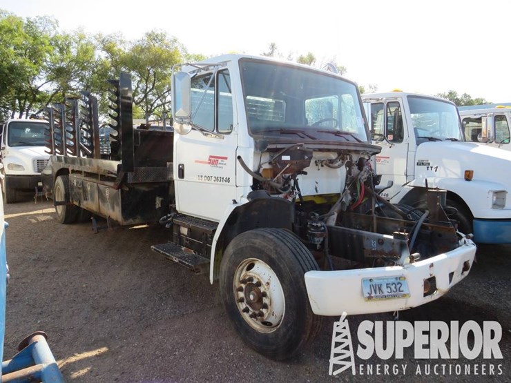 1997-freightliner-fl70-image-1