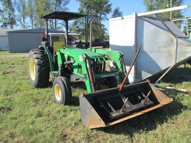 2001-john-deere-5205-image-2