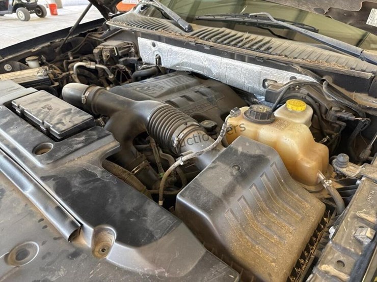 2016-ford-expedition-image-12