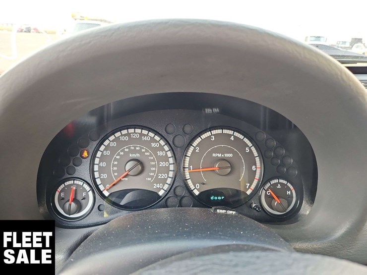 2006-jeep-liberty-sport-image-8