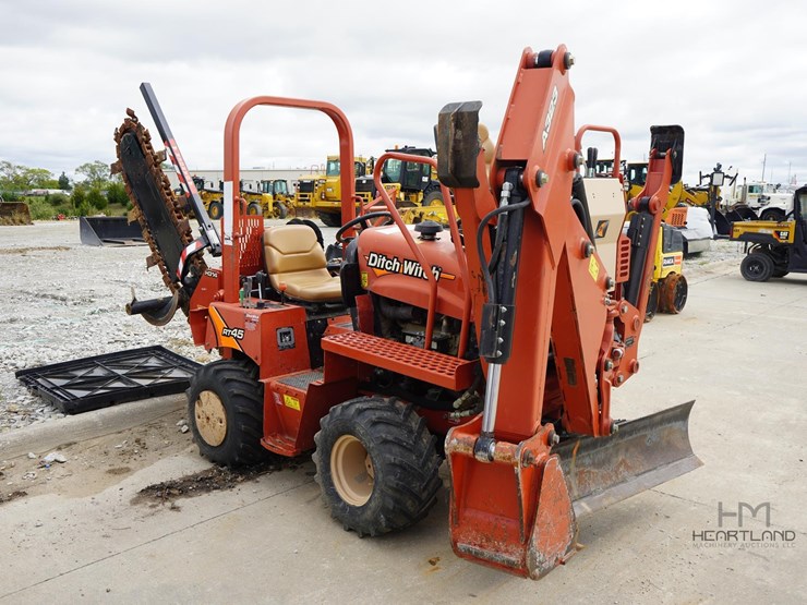 2017-ditch-witch-rt45-image-26