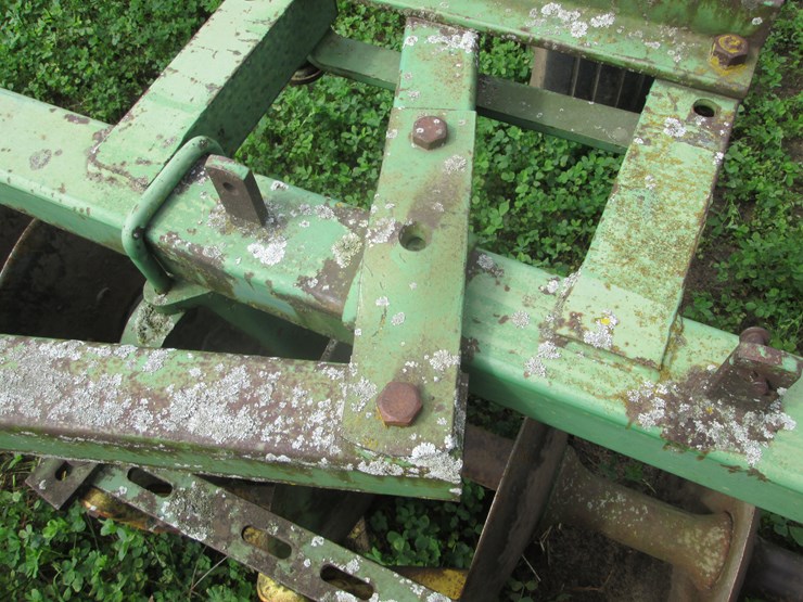 john-deere-15-image-13