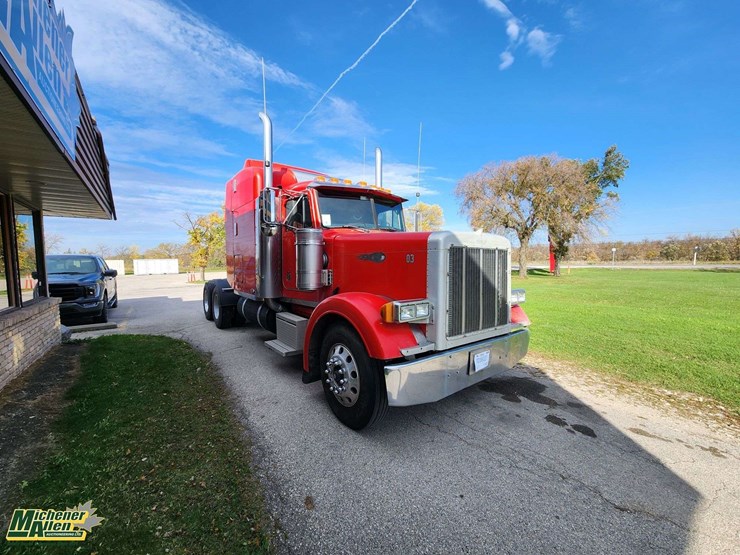 2004-peterbilt-379-image-4
