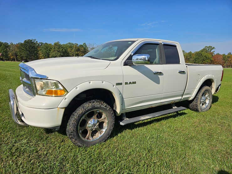 2009-dodge-ram-1500-image-4