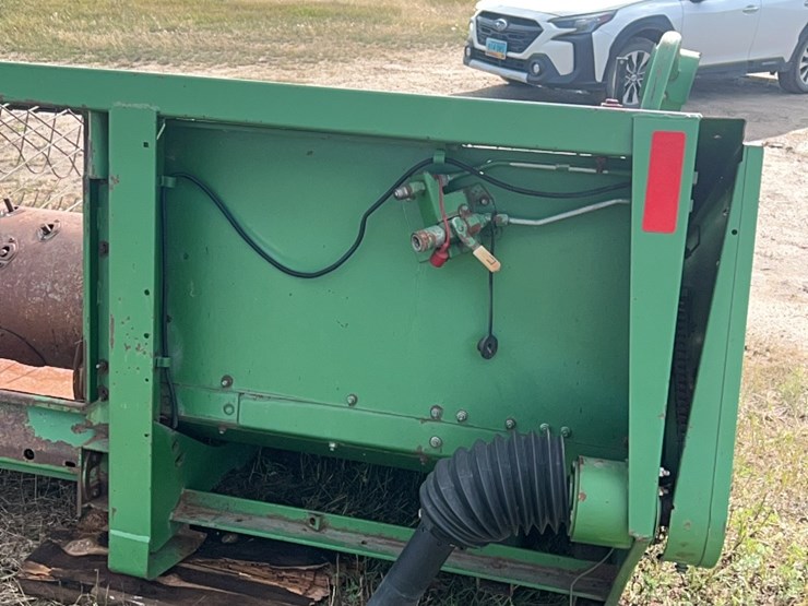 john-deere-12-image-12