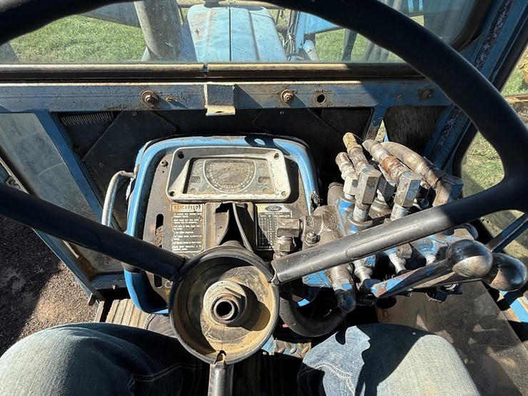 ford-7000-image-25