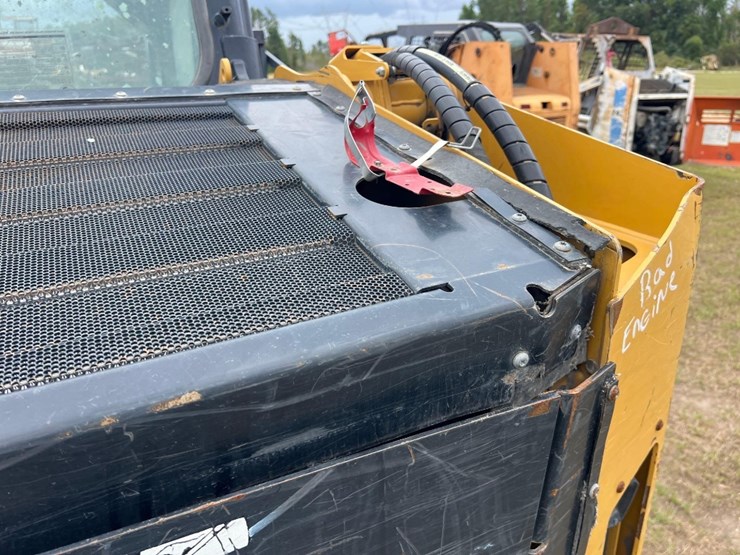 2017-caterpillar-246d-image-14
