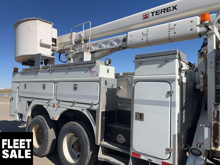 2011-international-workstar-7500-image-16
