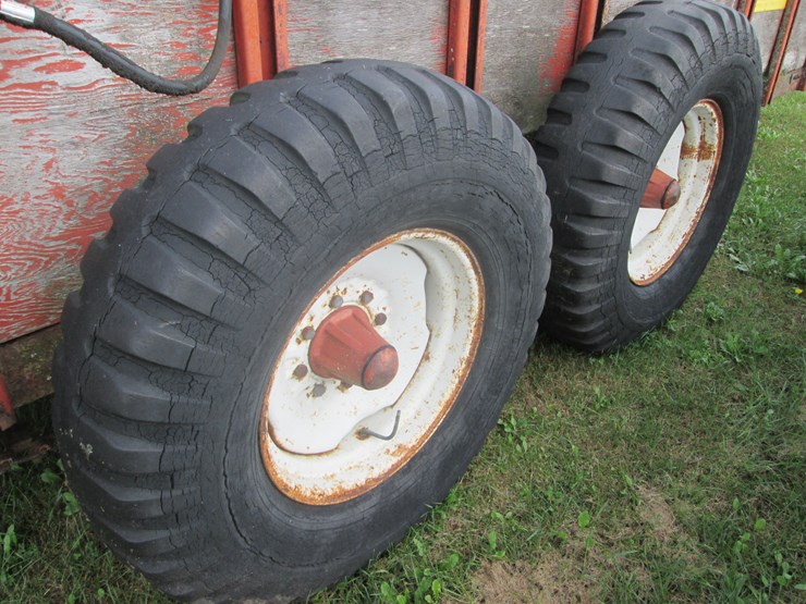 #5042-•-h-&-s-tandem-manure-spreader-image-6