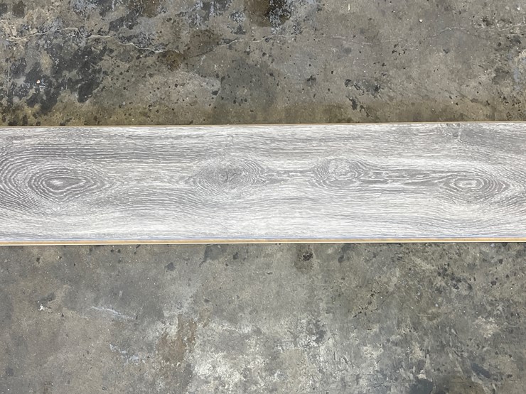 #616-•-approx.-841.60-sq-ft-|-light-grey-oak-color-flooring-image-2