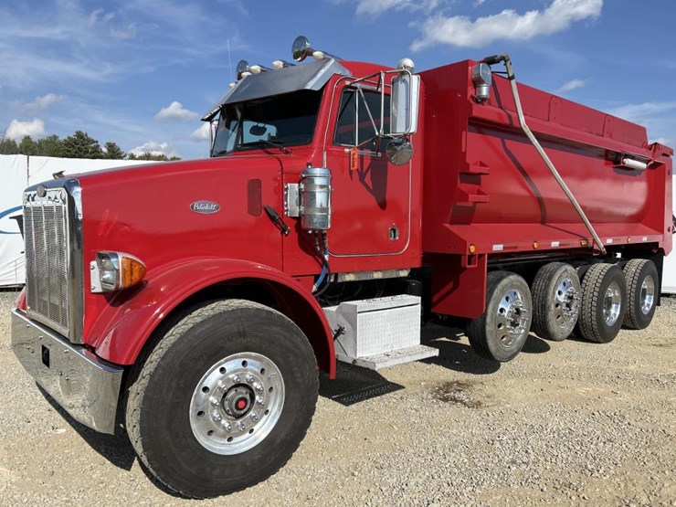 2002-peterbilt-357-image-1