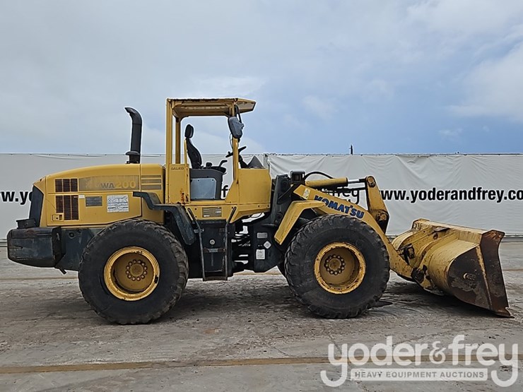 2005-komatsu-wa200-5-image-5