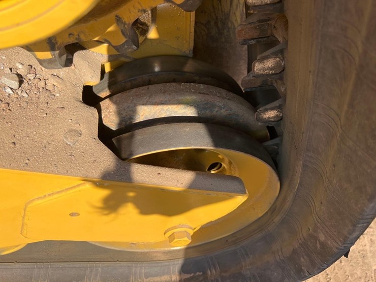 2018-caterpillar-259d-image-23