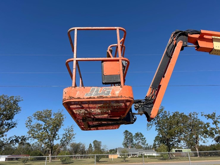 2005-jlg-800aj-image-24