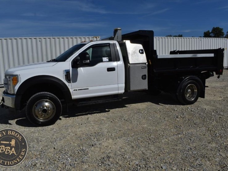 2017-ford-f550-image-6