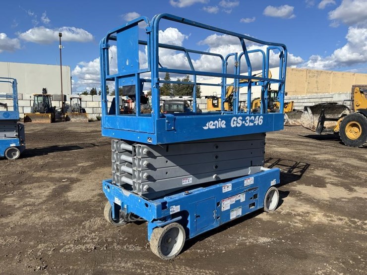 2019-genie-gs3246-image-1