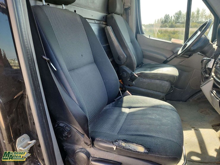 2013-mercedes-benz-sprinter-3500-image-12