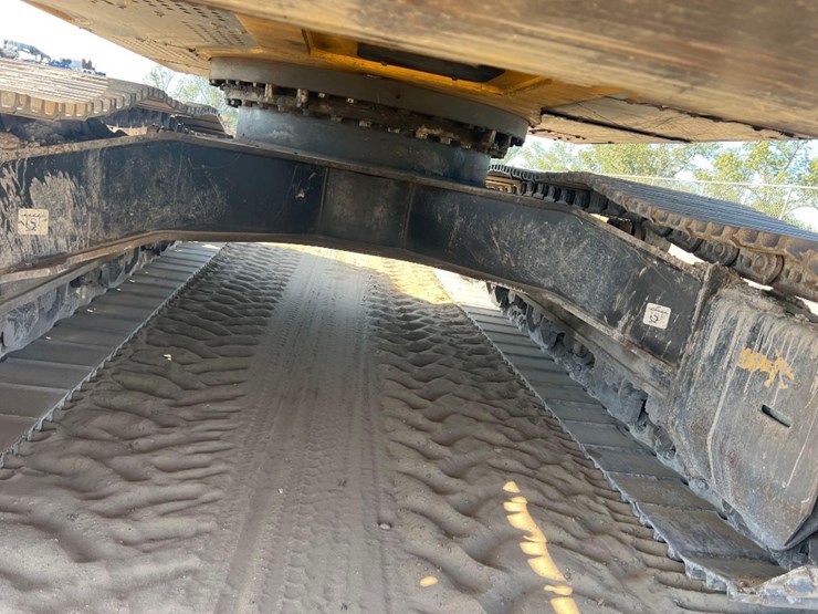 2019-deere-350g-lc-image-28