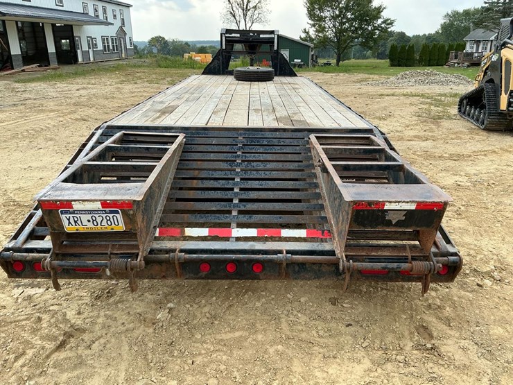 #150-•-2015-pj-gooseneck-trailer-image-33