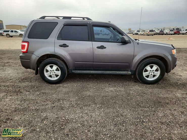 2009-ford-escape-image-22