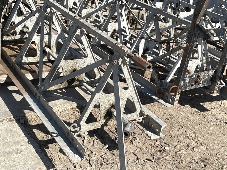 #1962-•-(5)-power-screed-sections-image-27