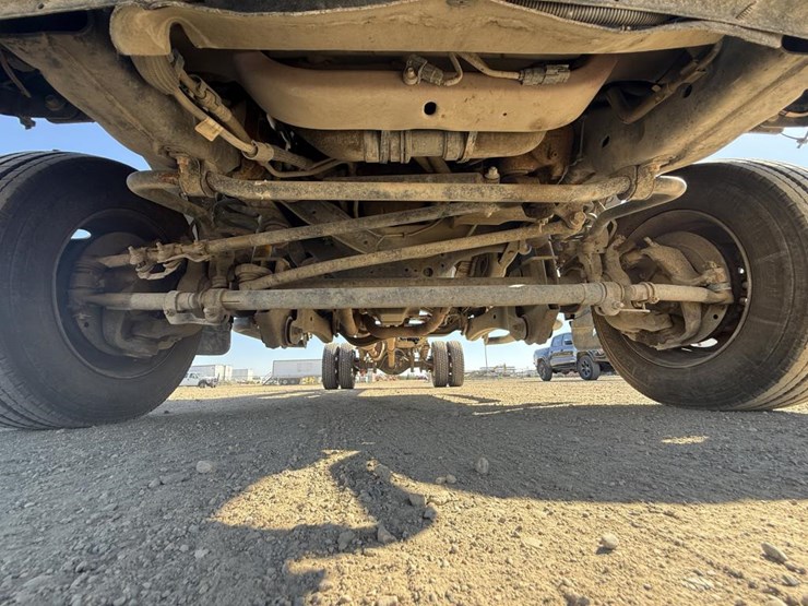 2011-ford-f450-xl-image-46