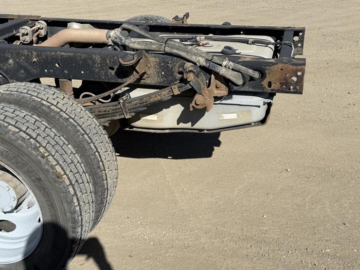 2011-ford-f450-xl-image-30