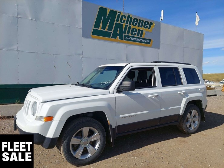 2013-jeep-patriot-image-1