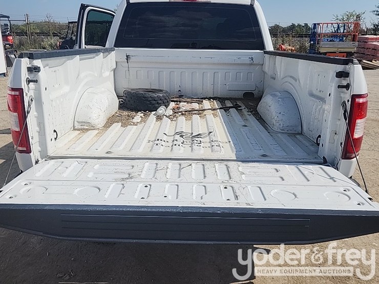 2020-ford-f150-image-10