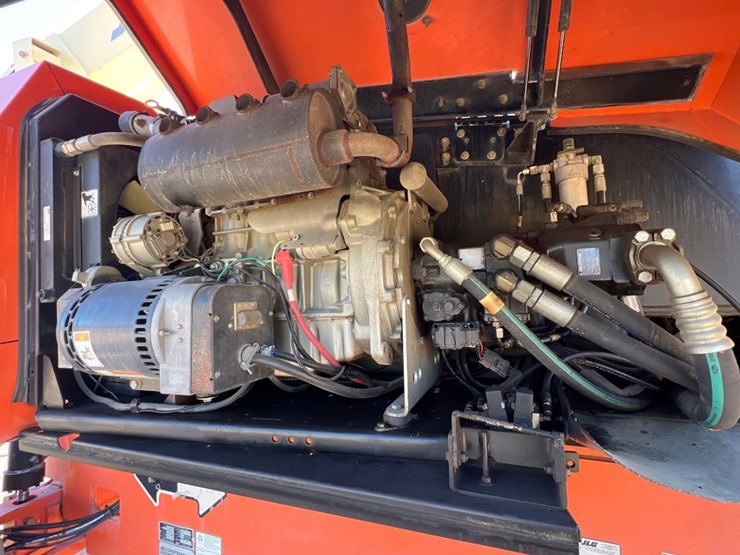 2005-jlg-800aj-image-18