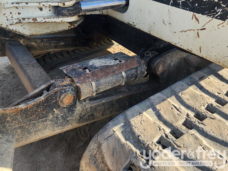 2004-terex-hr32-image-14