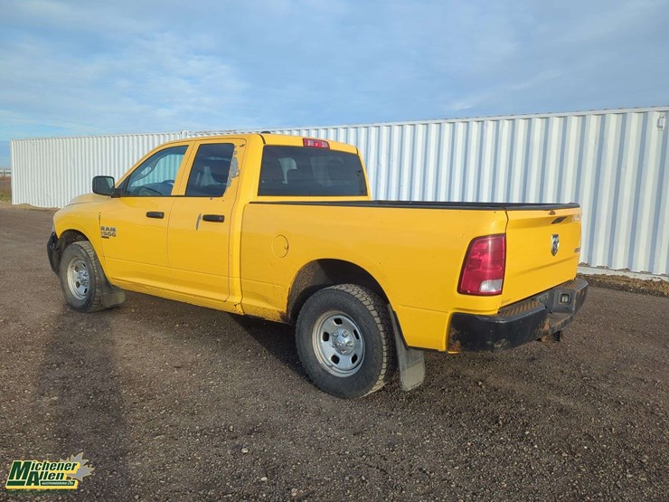 2019-ram-1500-classic-image-3