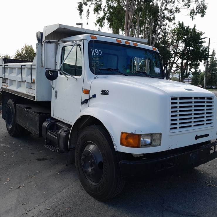 1996 INTERNATIONAL 4700