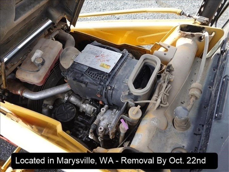 2014-caterpillar-420f-image-16