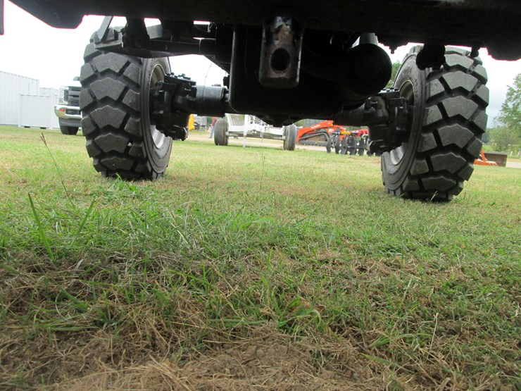 mahindra-4025-image-11