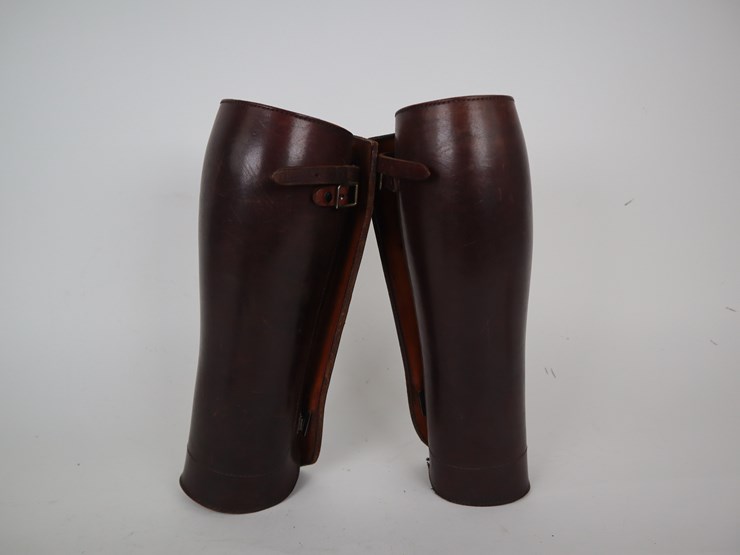#27-•-#4261-•-wwi-officer's-leather-puttees-image-1