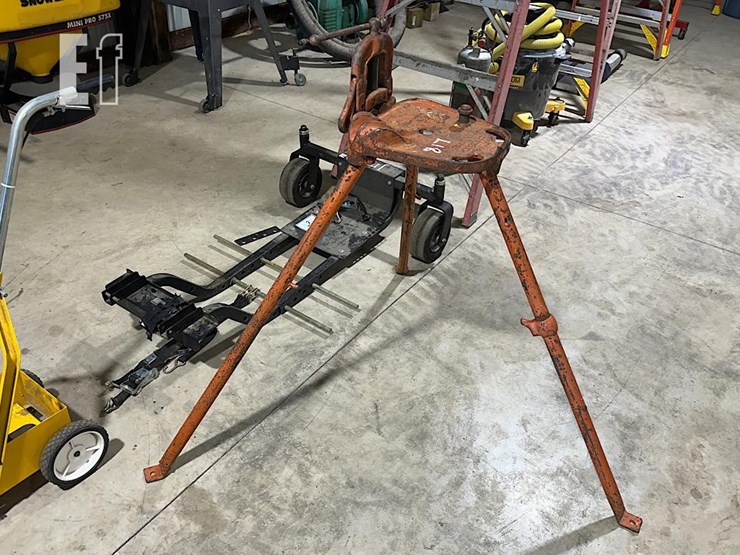 ridgid-tri-stand-pipe-vice-image-2
