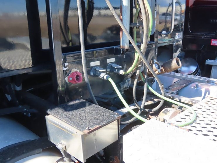 2011-western-star-4900-image-5