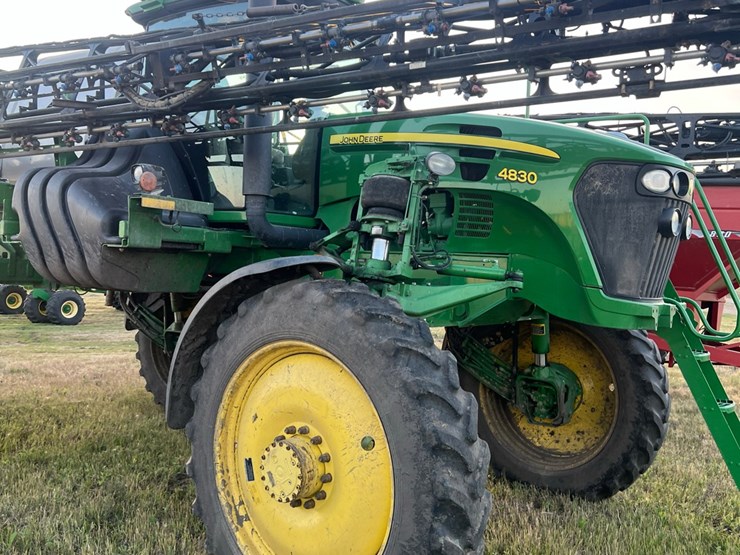 john-deere-4830-image-6