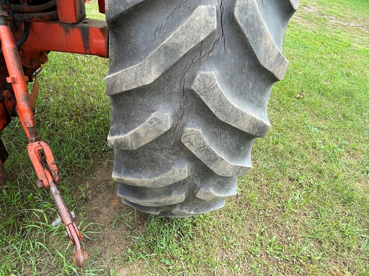 1974-case-ih-1140-image-46
