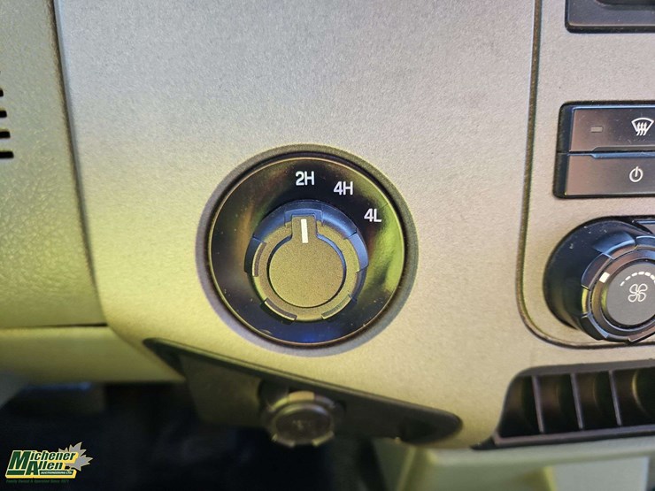 2011-ford-f550-image-13