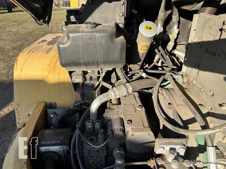 2009-volvo-l35b-image-25